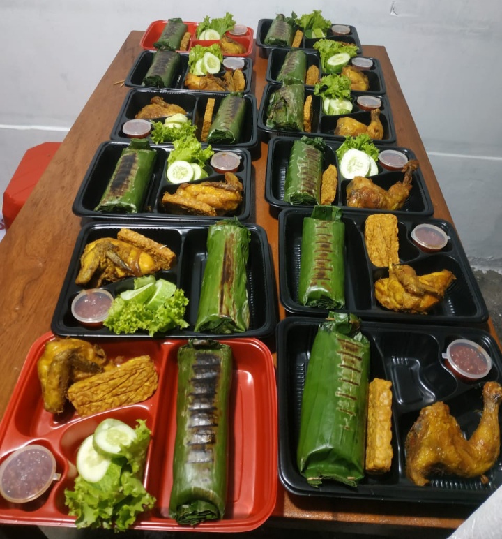 Nasi Bakar komplit