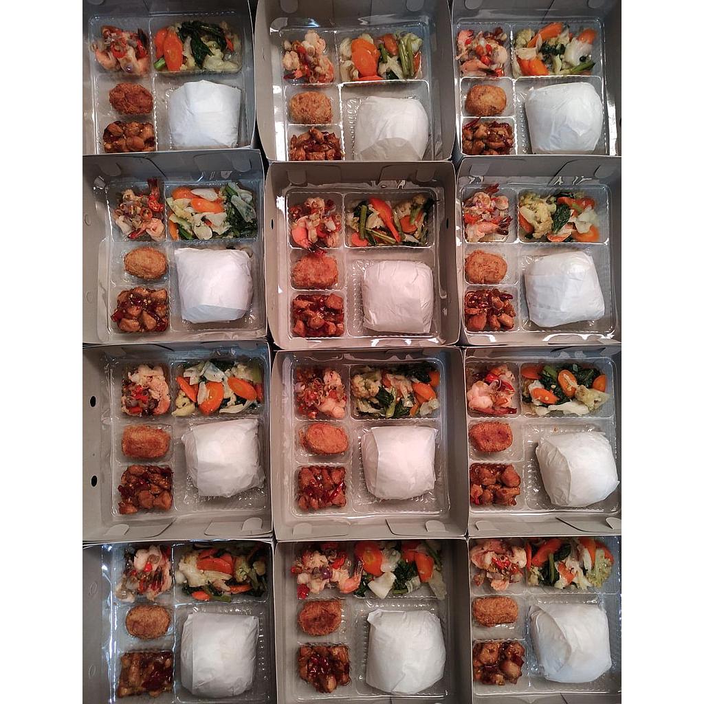 Sanny Culinary Nasi Box 10 (Ayam Kungpao &amp; Udang Sambal Matah)