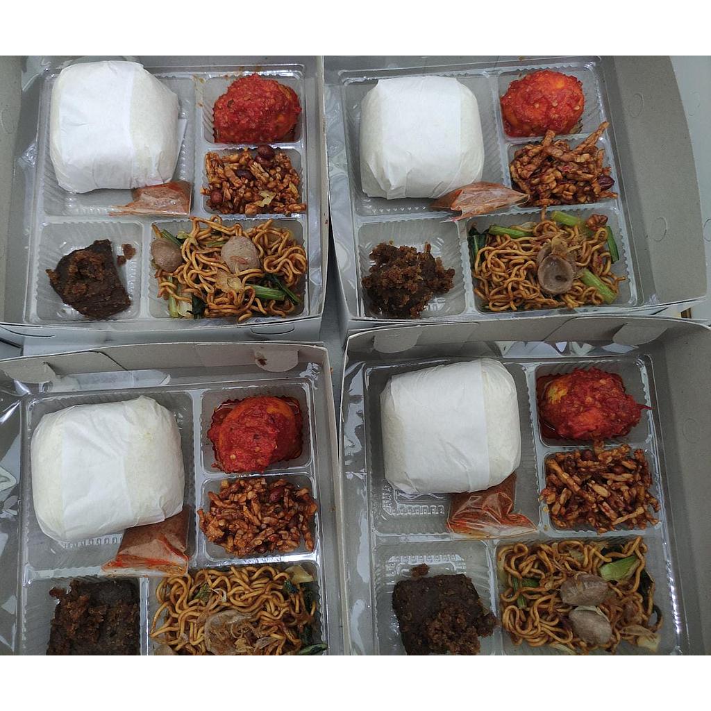 Sanny Culinary Nasi Box 14 (Nasi Uduk, Daging Gepuk &amp; Telur Balado)