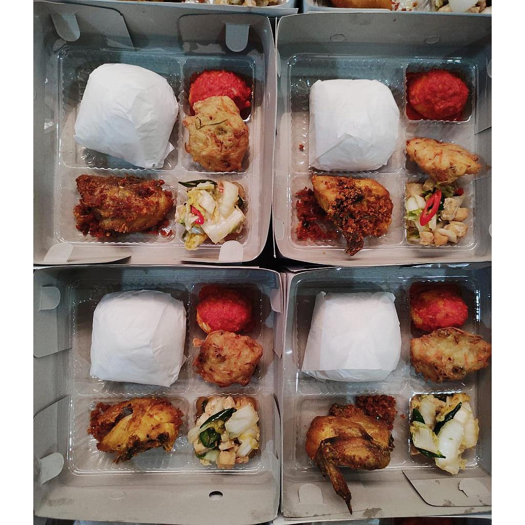 Sanny Culinary Nasi Box 15 (Ayam Goreng &amp; Telur Balado)