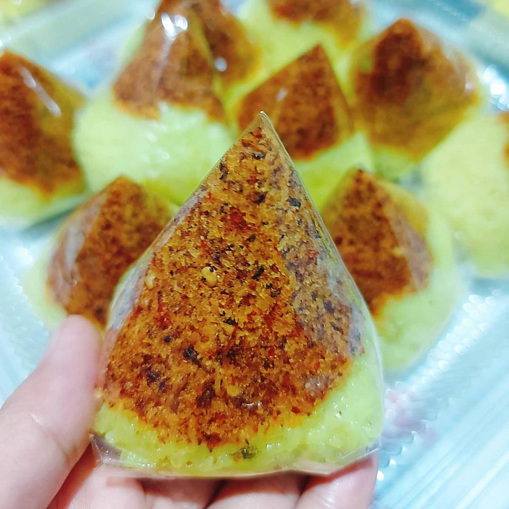 Ketan Serundeng Pedas Manis