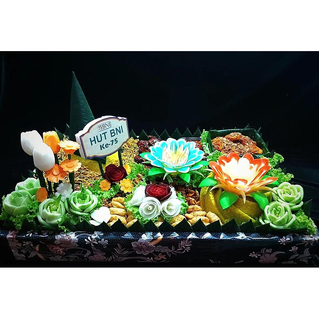 Tumpeng Jumbo untuk 30 porsi