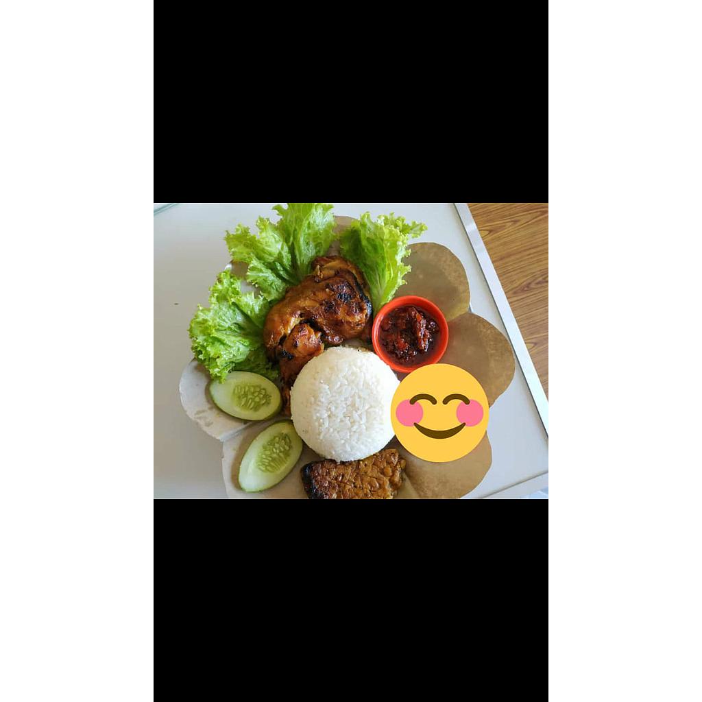 nasi pecel ayam_rumah makan sahabat kita