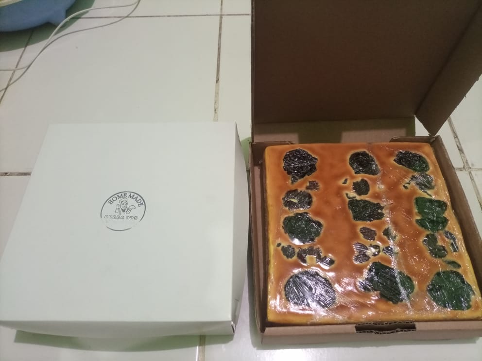 Lapis Legit Premium