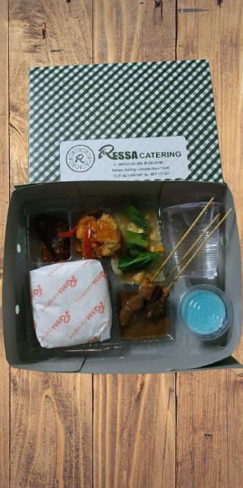 Nasi Box Type B Ressa