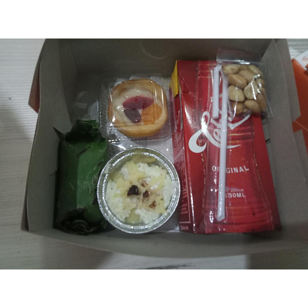 Snack Box by RARA