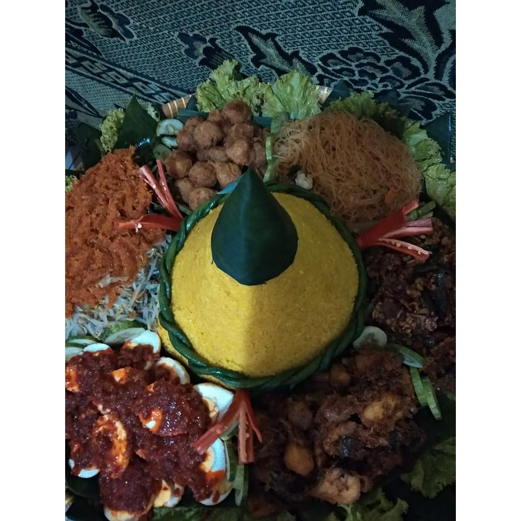 Tumpeng Kuning Besar 25 Porsi