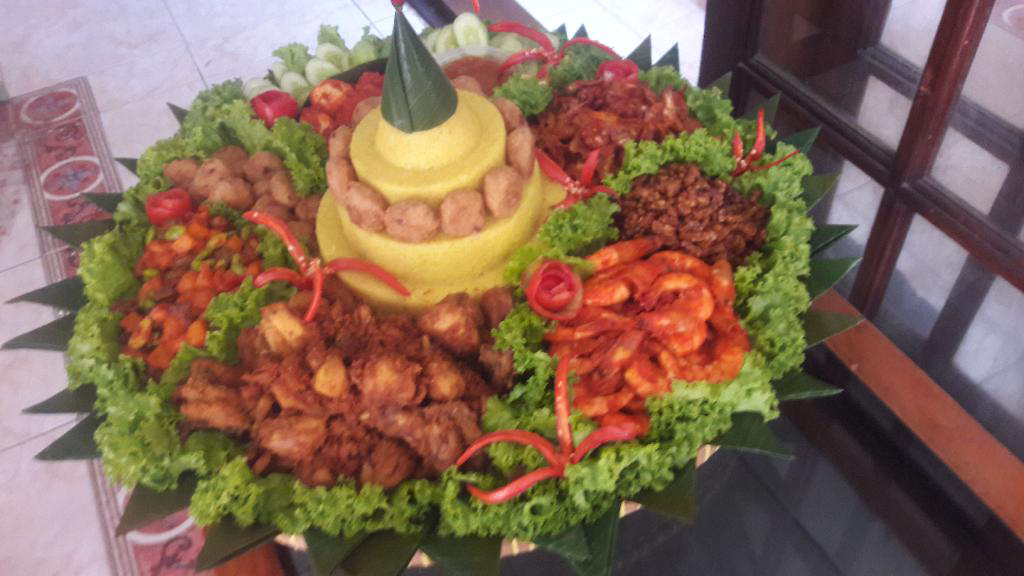 Tumpeng Nasi Kuning Livva Catering