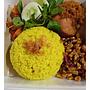 PAKET NASI KUNING AYAM SERUNDENG