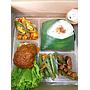 nasi box komplit daging1