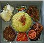 Paket Nasi Kuning
