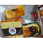 snack box ( 3 kue + 1 air mineral)