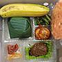 Nasi Box 3 (Nasi, Daging Rendang, Telur Balado, Sayuran, Pisang dan Kerupuk)