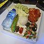 paket geprek sambel terasi dan sayur